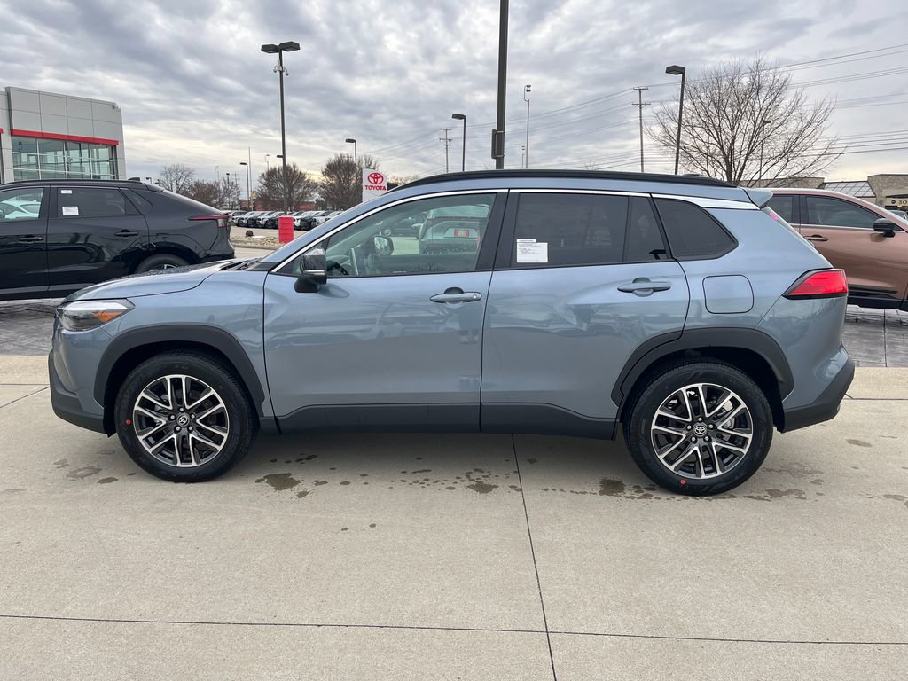 New 2026 Toyota Corolla Cross XLE image 2