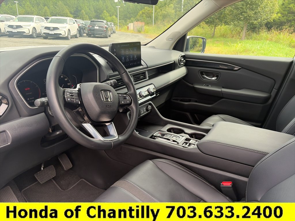 Used 2025 Honda Pilot Touring image 20