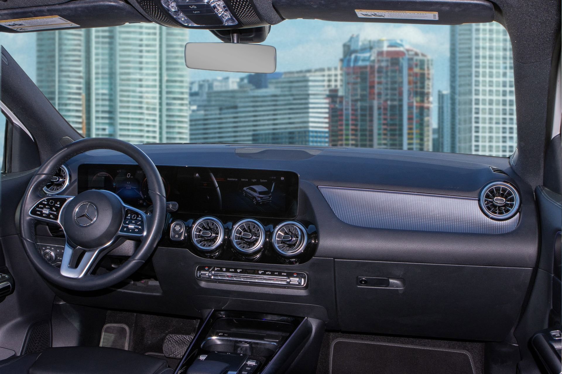 Used 2022 Mercedes-Benz GLA 250 w/ Premium Package Lite image 19