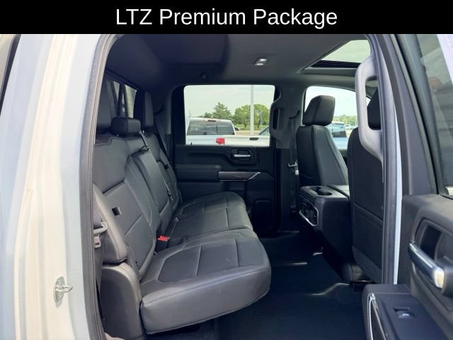 Used 2022 Chevrolet Silverado 2500 LTZ w/ LTZ Premium Package AWD/4WD image 10