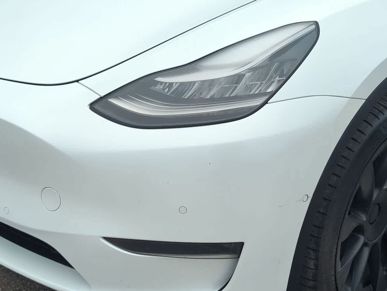 Used 2021 Tesla Model Y Long Range AWD/4WD image 10