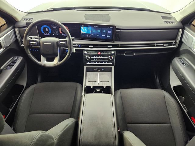 Used 2025 Hyundai Santa Fe SE image 13