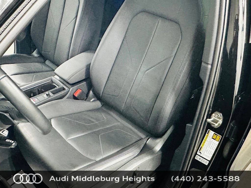 Certified 2023 Audi Q3 2.0T Premium Plus w/ Premium Plus Package AWD/4WD image 28