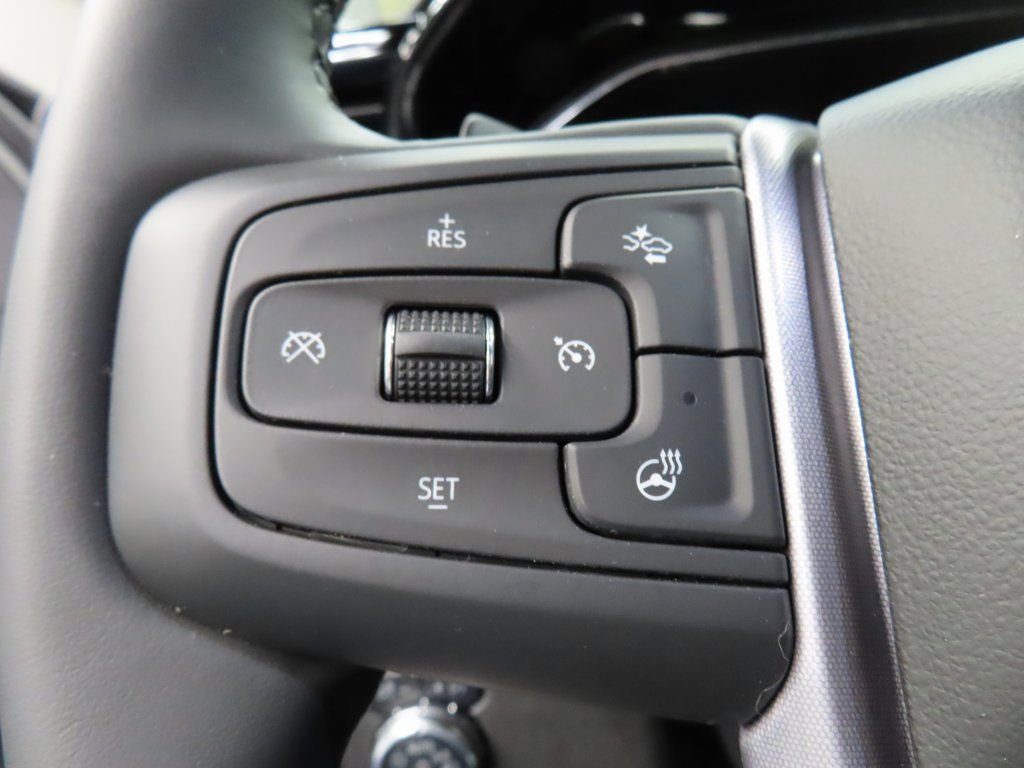 Used 2025 GMC Sierra 1500 Elevation image 47