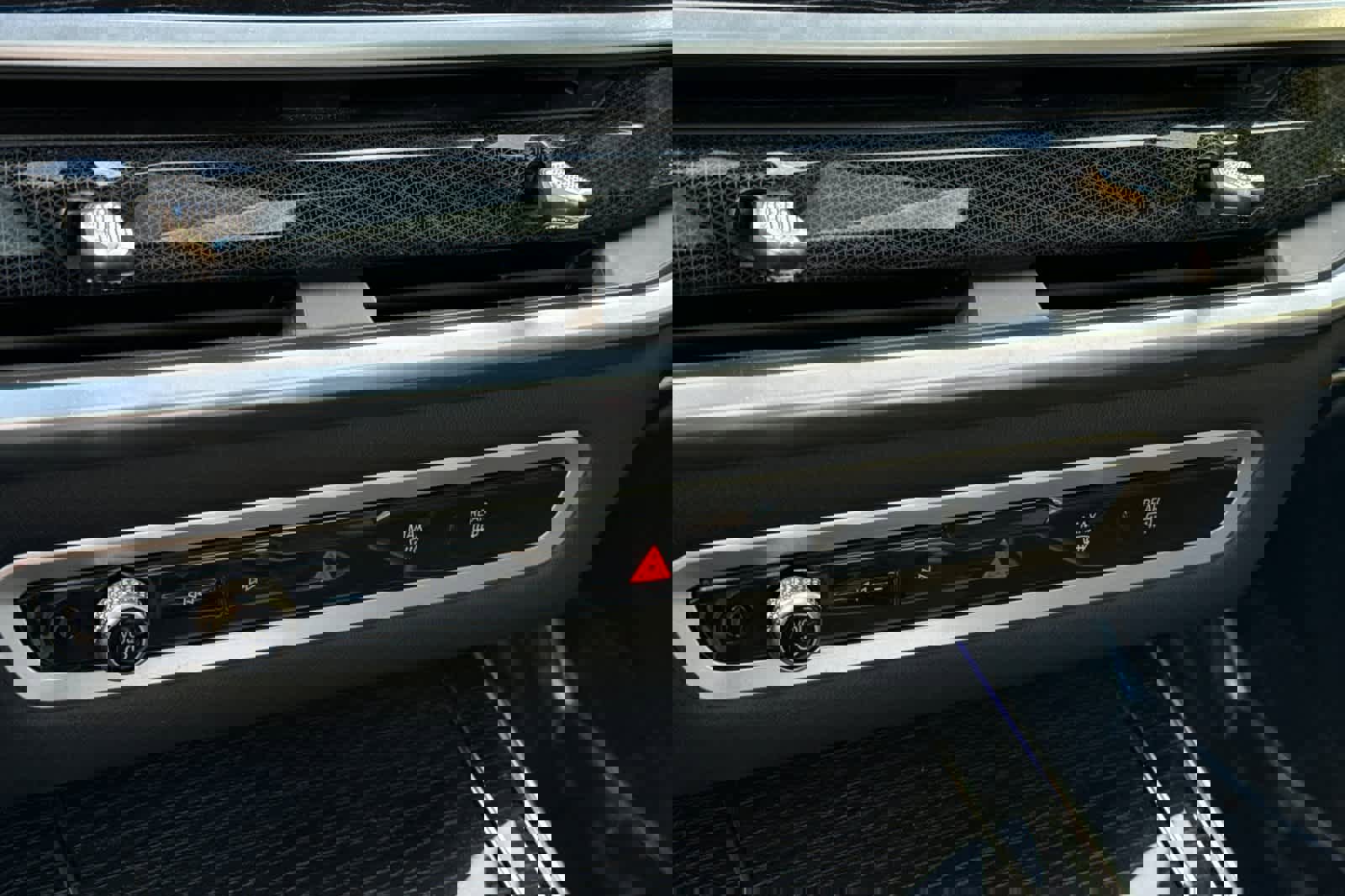 Used 2024 BMW X7 xDrive40i w/ M Sport Package image 23