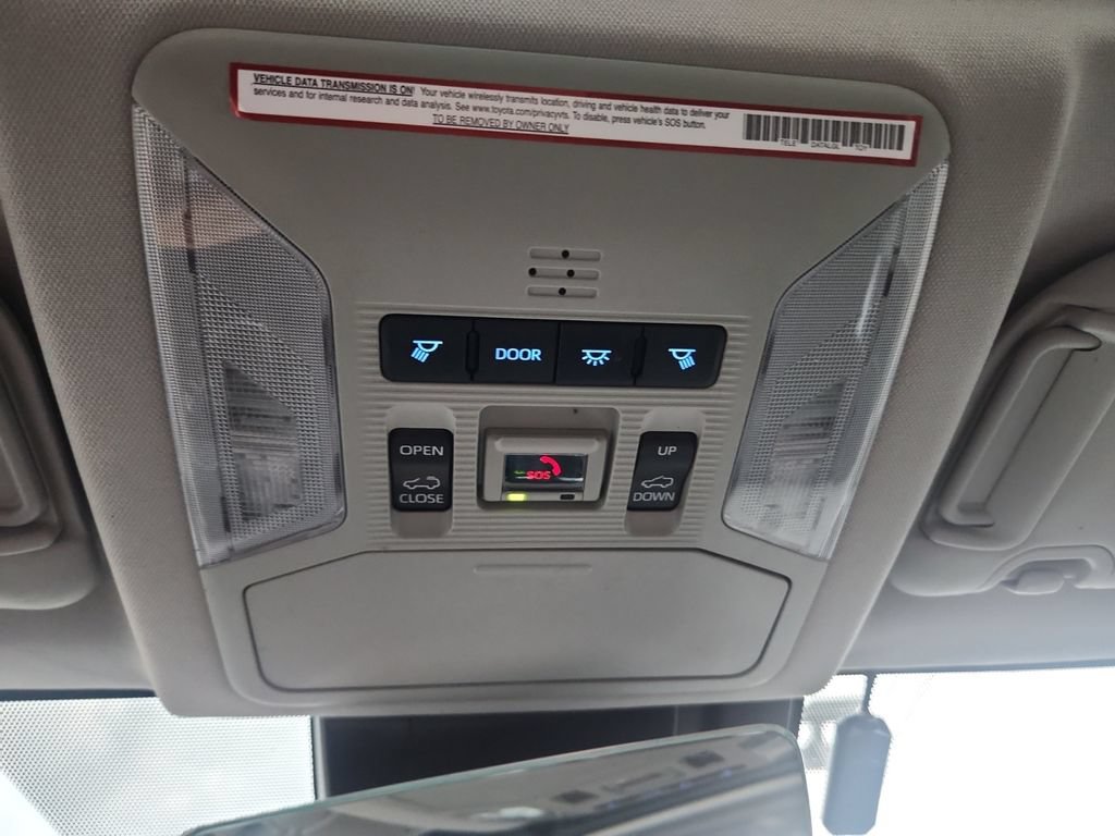 Used 2022 Toyota RAV4 XLE w/ Convenience Package AWD/4WD image 26