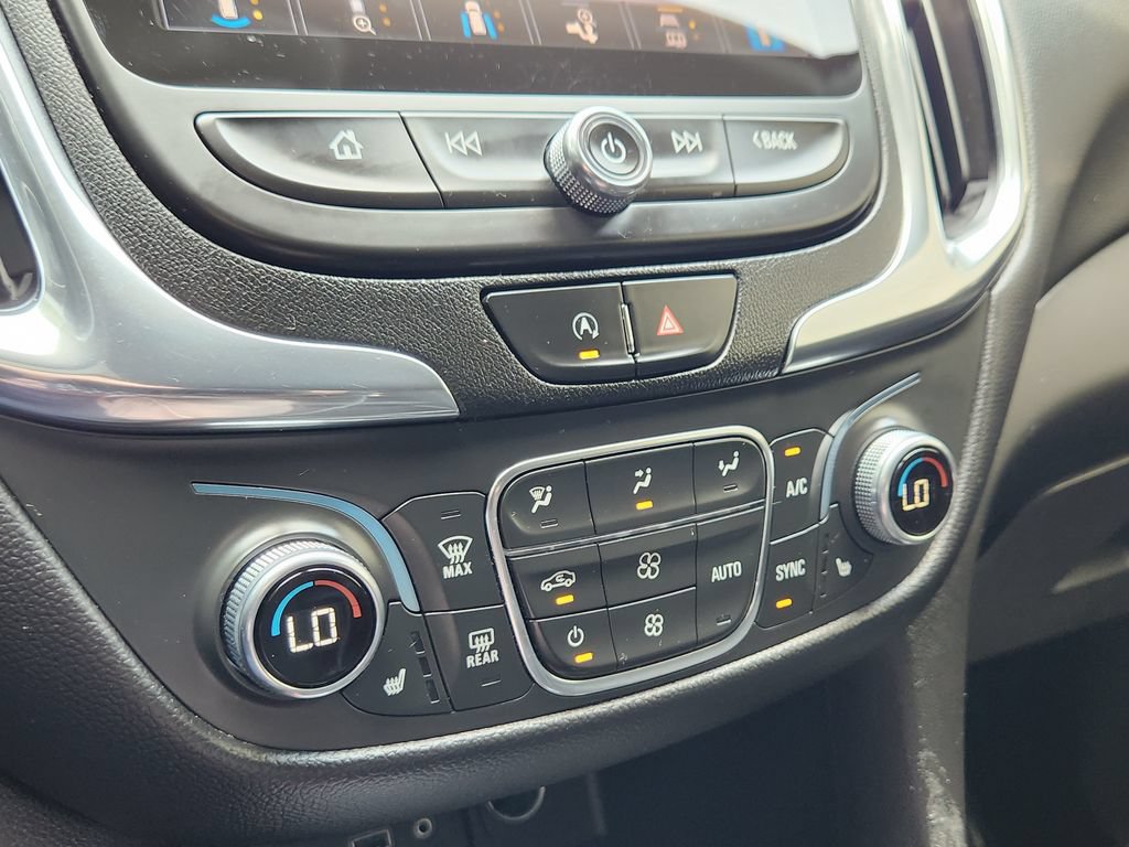 Used 2022 Chevrolet Equinox LT FWD image 10
