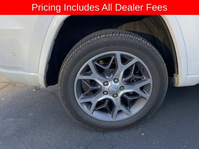 Used 2019 Jeep Grand Cherokee Overland AWD/4WD image 9