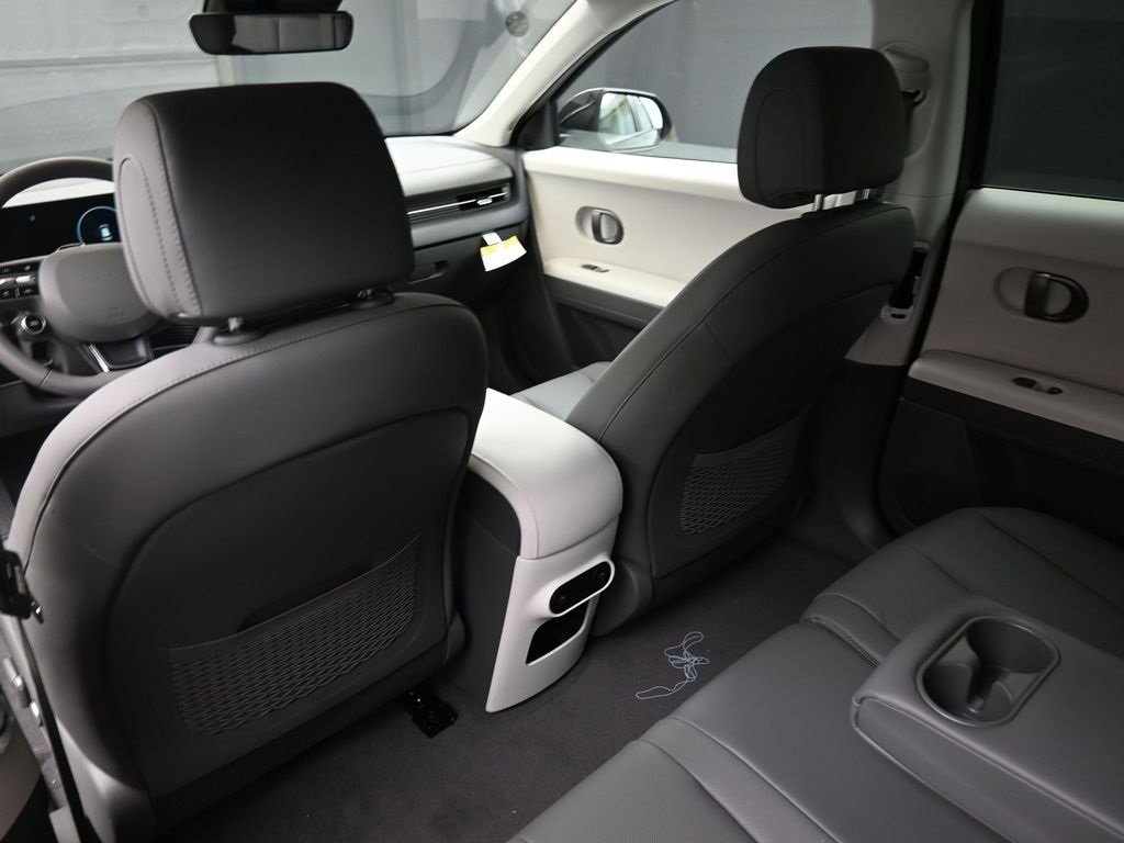 New 2025 Hyundai Ioniq 5 SEL image 19