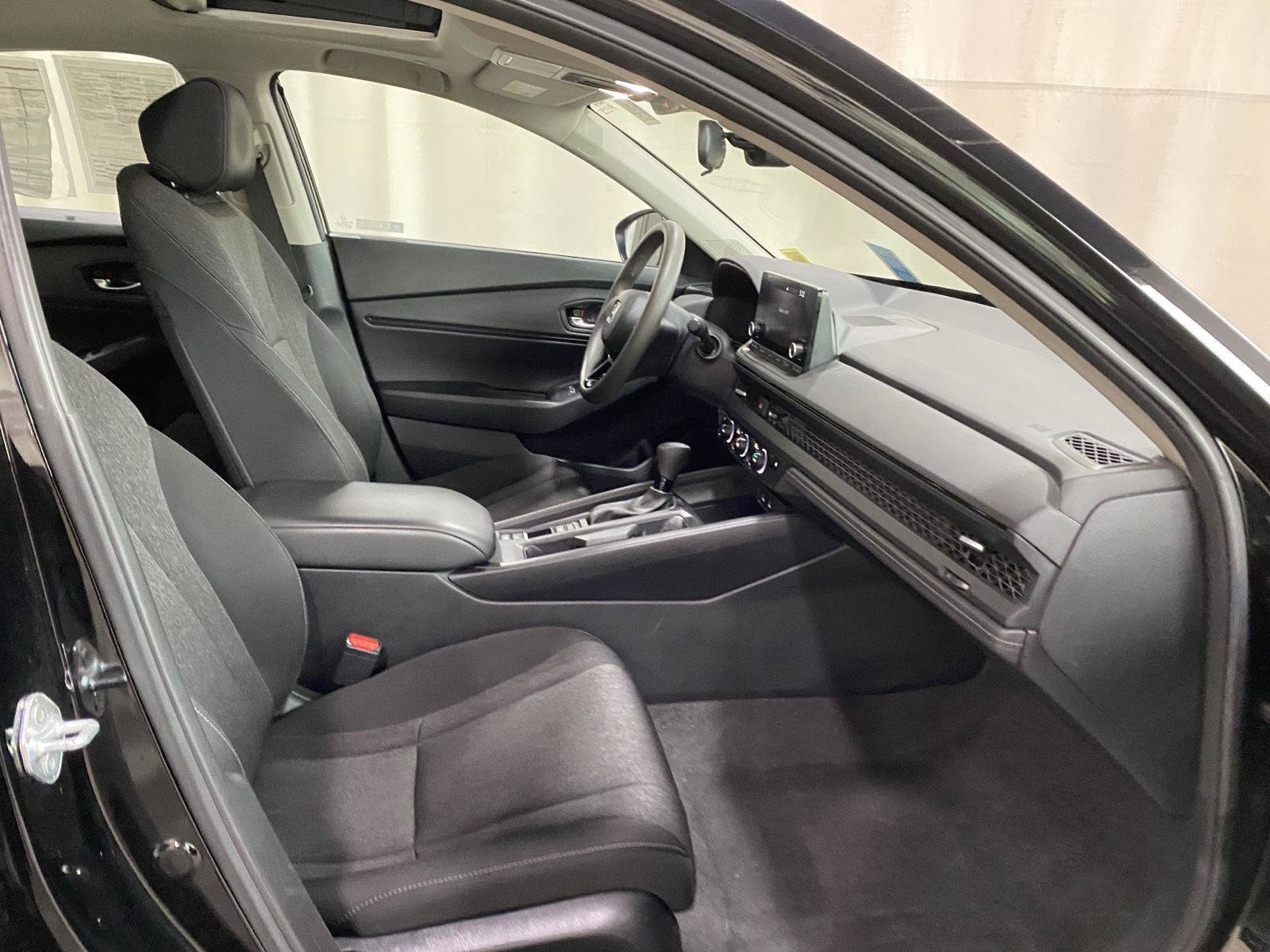 Certified 2023 Honda Accord EX image 11