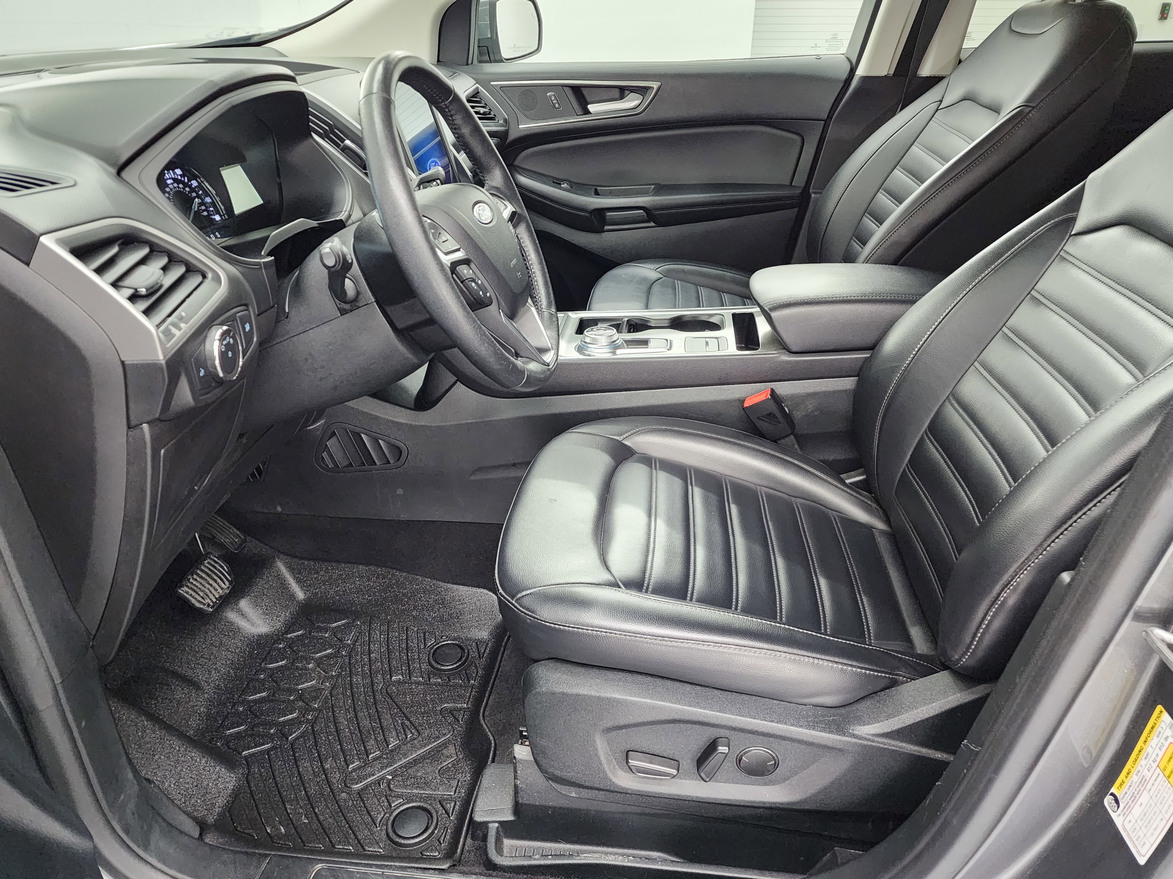 Used 2022 Ford Edge SEL image 7