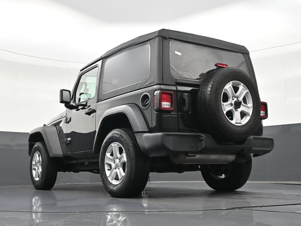Used 2022 Jeep Wrangler Sport AWD/4WD image 24
