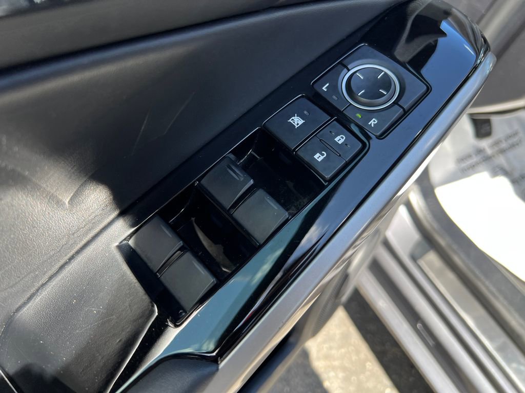 Used 2016 Lexus IS 200t w/ Navigation System Package image 39