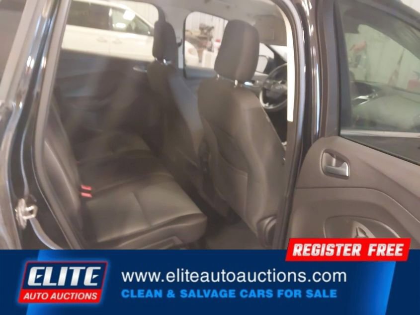 Used 2018 Ford Escape SE image 15