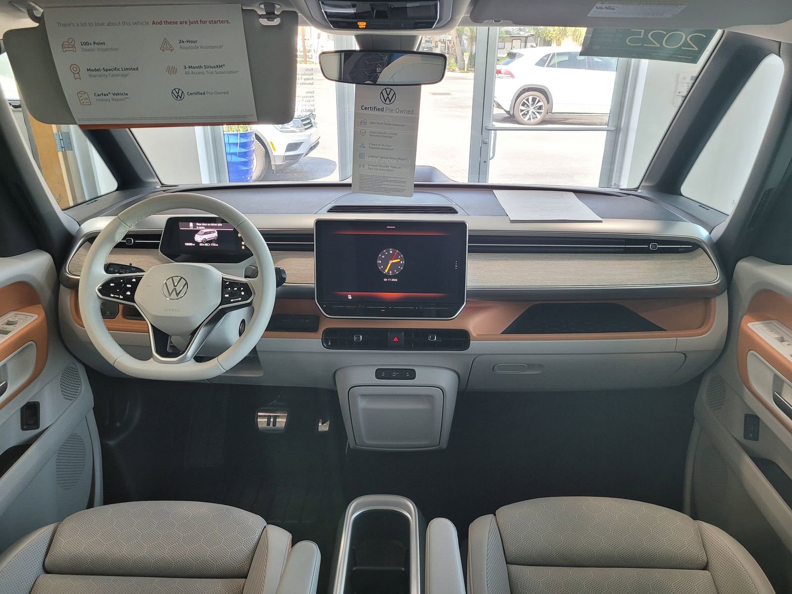 Used 2025 Volkswagen ID. Buzz 1st Edition image 13