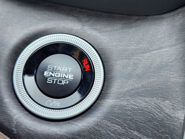 Certified 2025 Jeep Grand Cherokee L Limited image 22