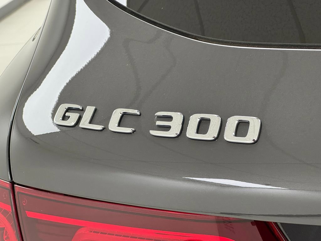 Used 2021 Mercedes-Benz GLC 300 image 41