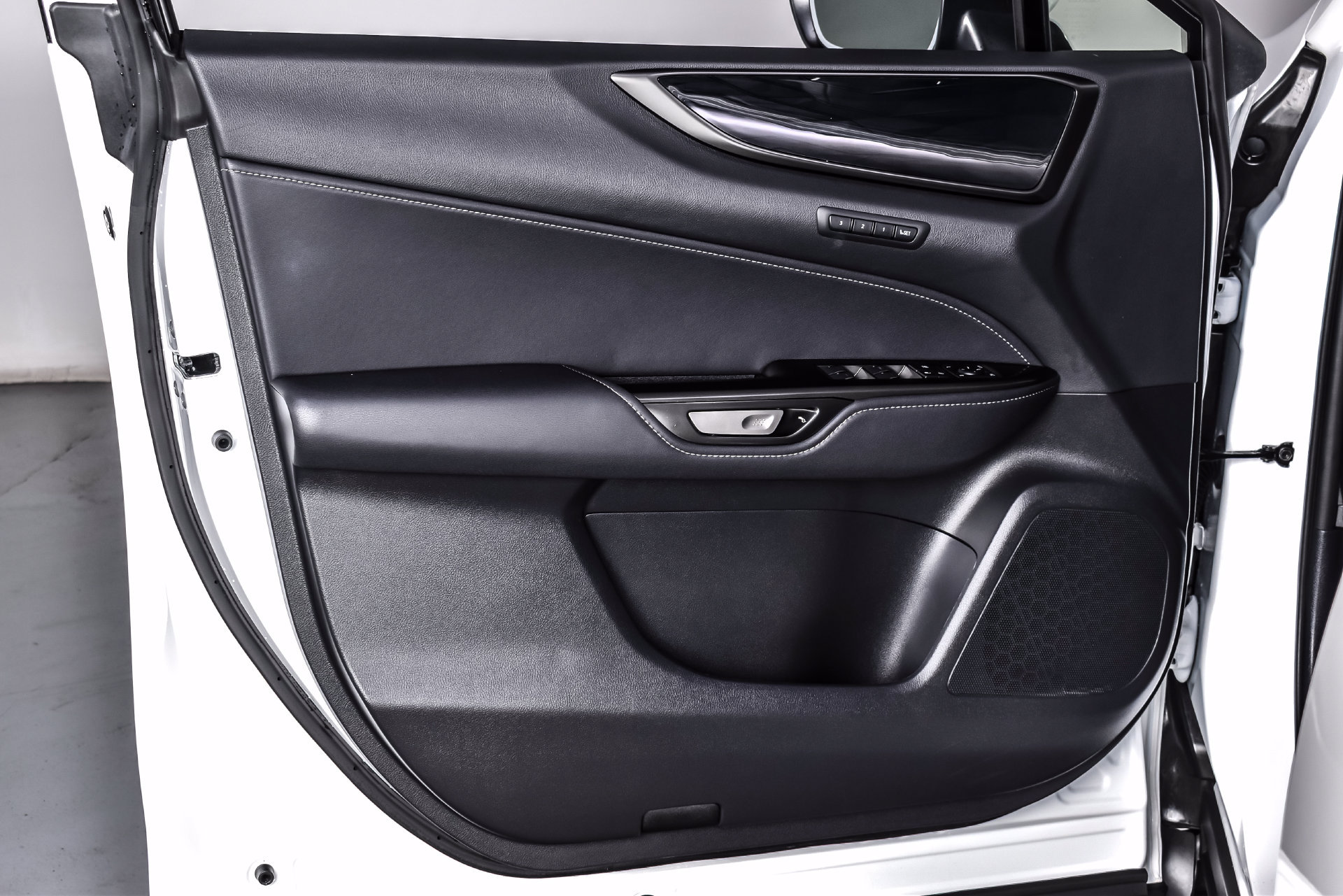 Used 2025 Lexus NX 350h AWD w/ Accessory Package (2T) image 12