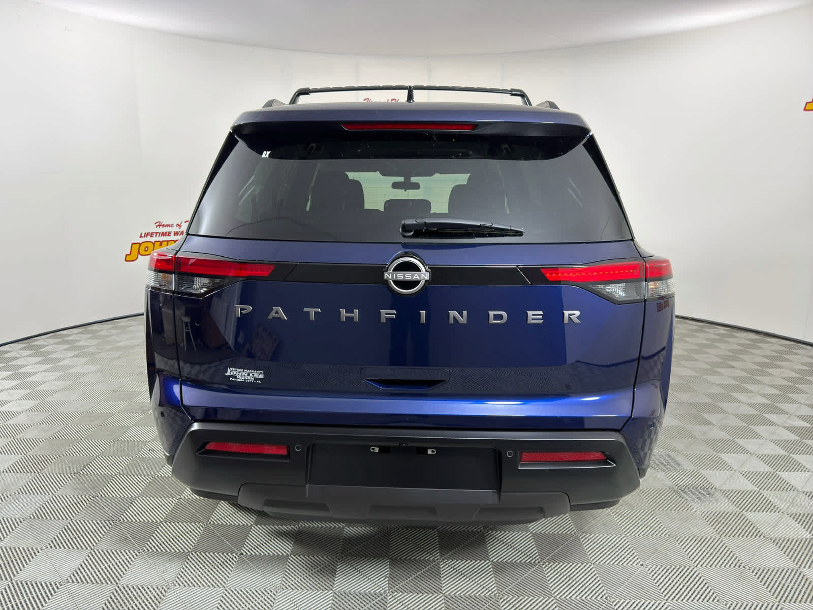New 2026 Nissan Pathfinder SV w/ Cargo Package FWD image 4