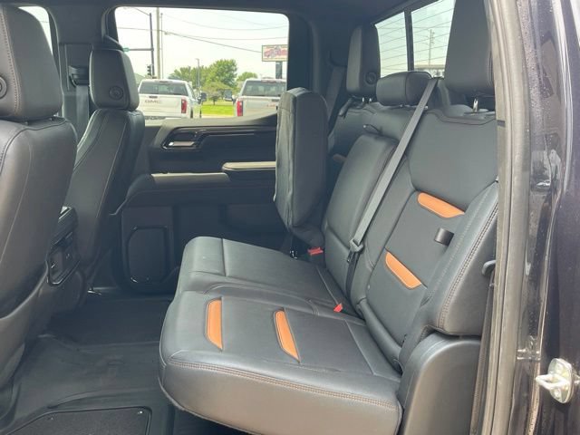 Used 2022 GMC Sierra 1500 AT4 w/ Technology Package AWD/4WD image 6