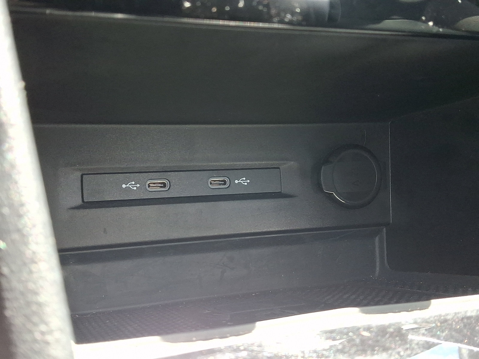 Certified 2023 Volkswagen Taos SE FWD image 23