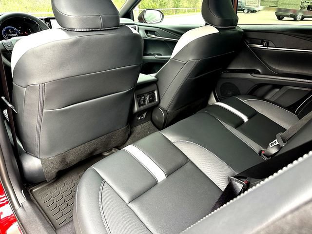 New 2026 Toyota Camry Hybrid image 17