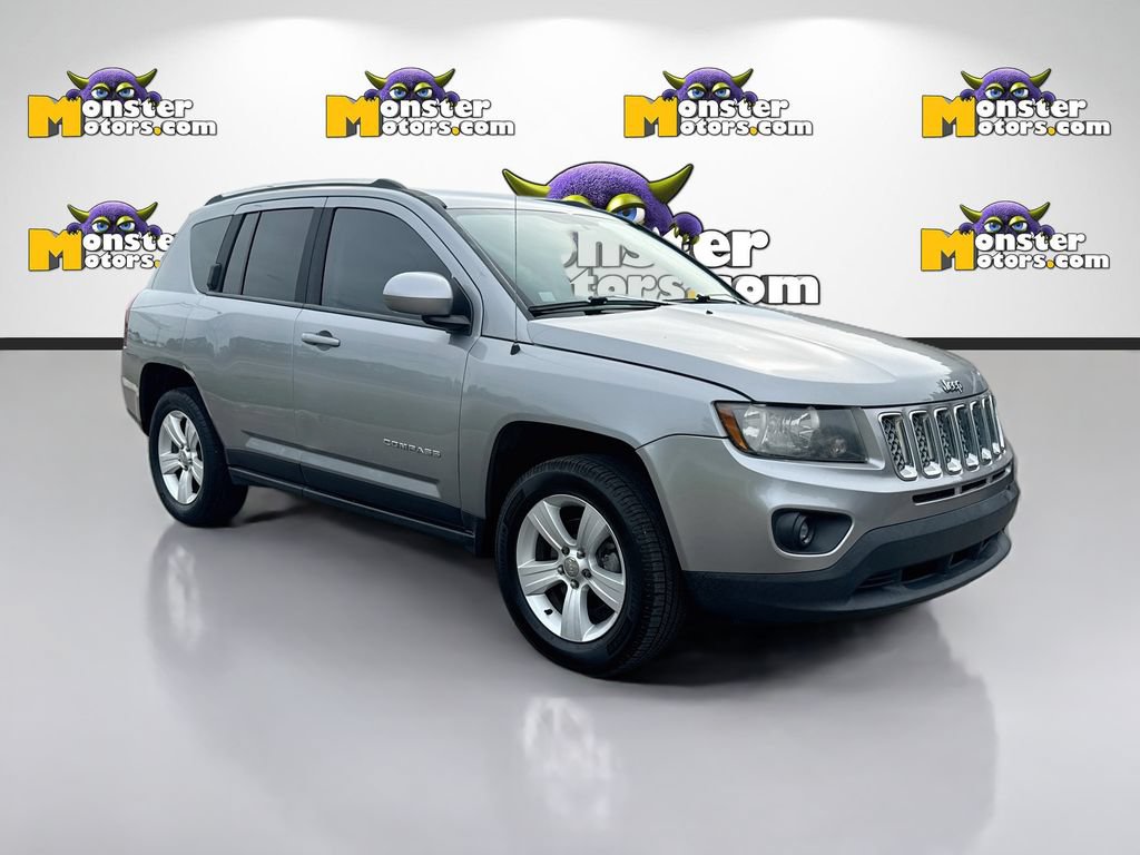 Used 2014 Jeep Compass Latitude FWD image 3