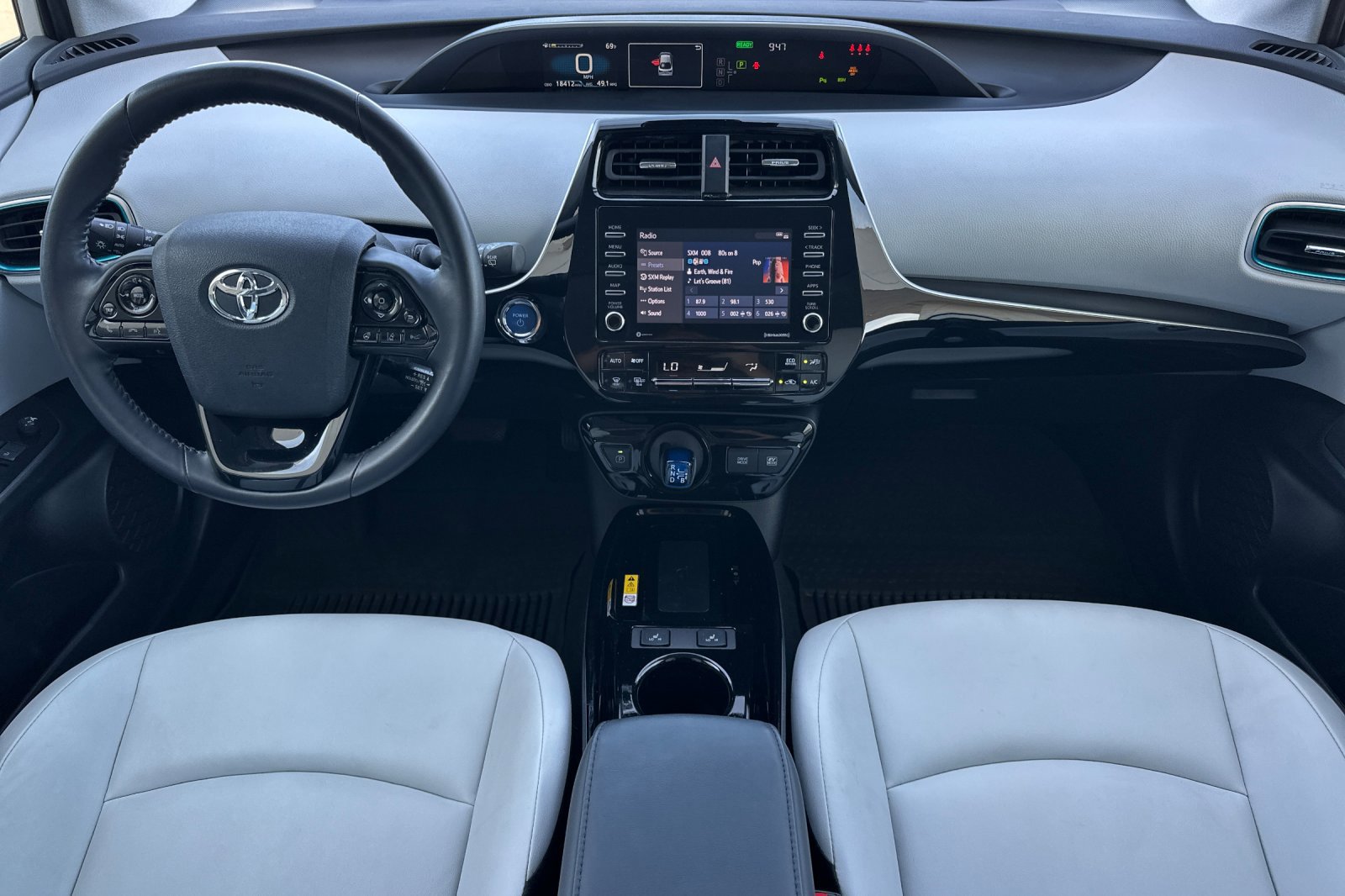 Certified 2022 Toyota Prius XLE w/ Premium Convenience Package FWD image 13