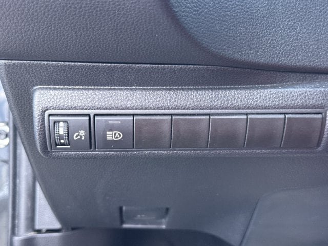 Used 2024 Toyota Corolla LE FWD image 23