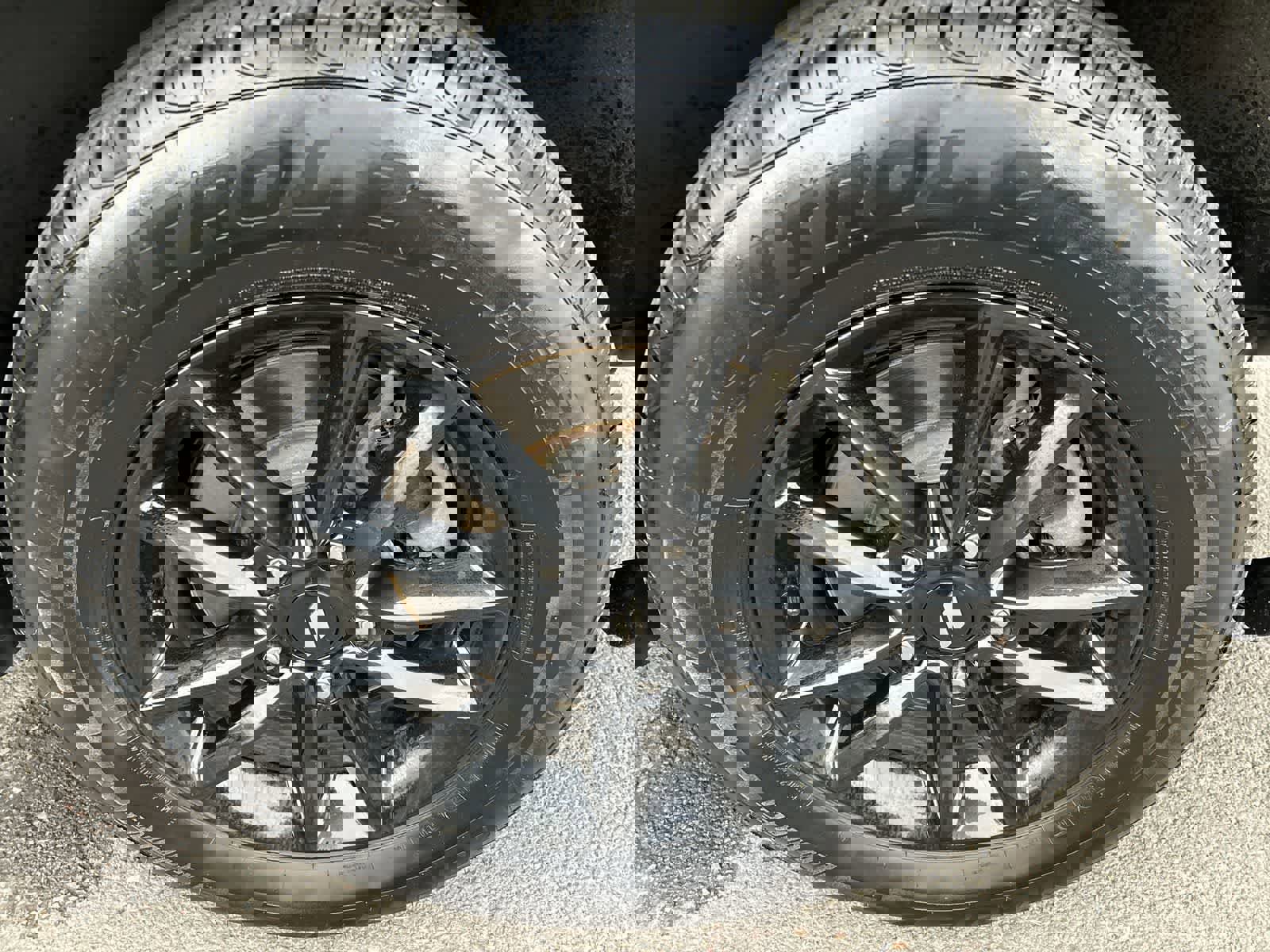 Certified 2019 Dodge Grand Caravan GT image 4