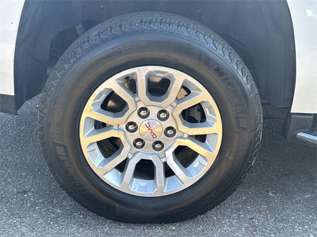 Used 2018 GMC Yukon SLT image 5