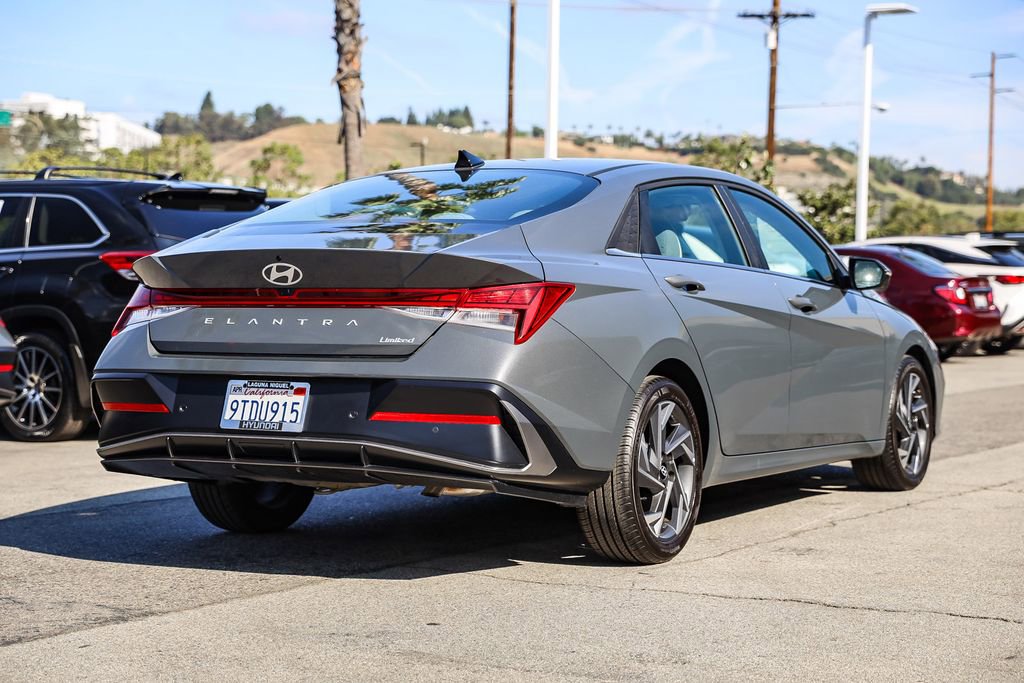 Certified 2024 Hyundai Elantra Limited image 6