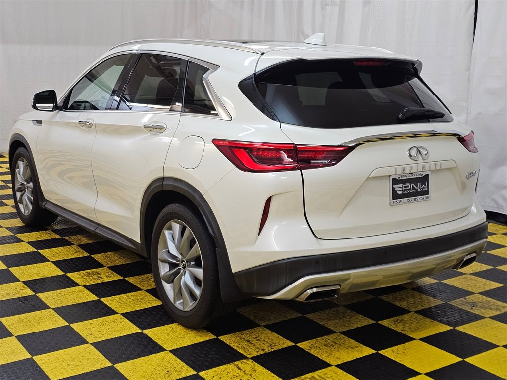 Used 2019 INFINITI QX50 Essential w/ Cargo Package image 5