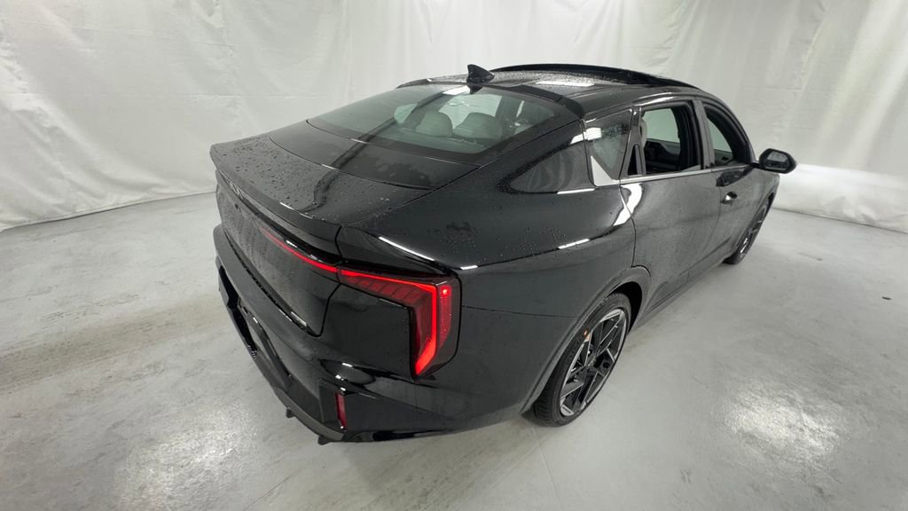New 2026 Kia K4 GT-Line FWD image 3