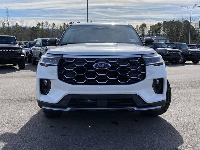 New 2026 Ford Explorer Platinum w/ LUX Leather Package AWD/4WD image 8