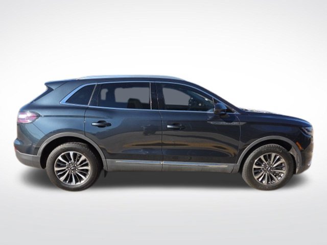 Used 2023 Lincoln Nautilus Reserve w/ Luxury Package AWD/4WD image 10