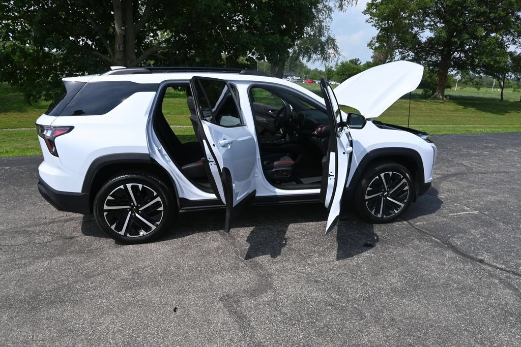Used 2026 Chevrolet Equinox RS w/ Convenience Package III AWD/4WD image 49