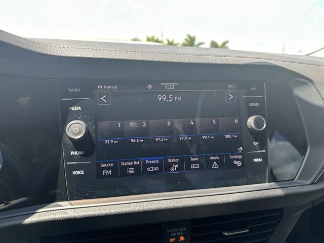 Used 2021 Volkswagen Jetta SEL image 25