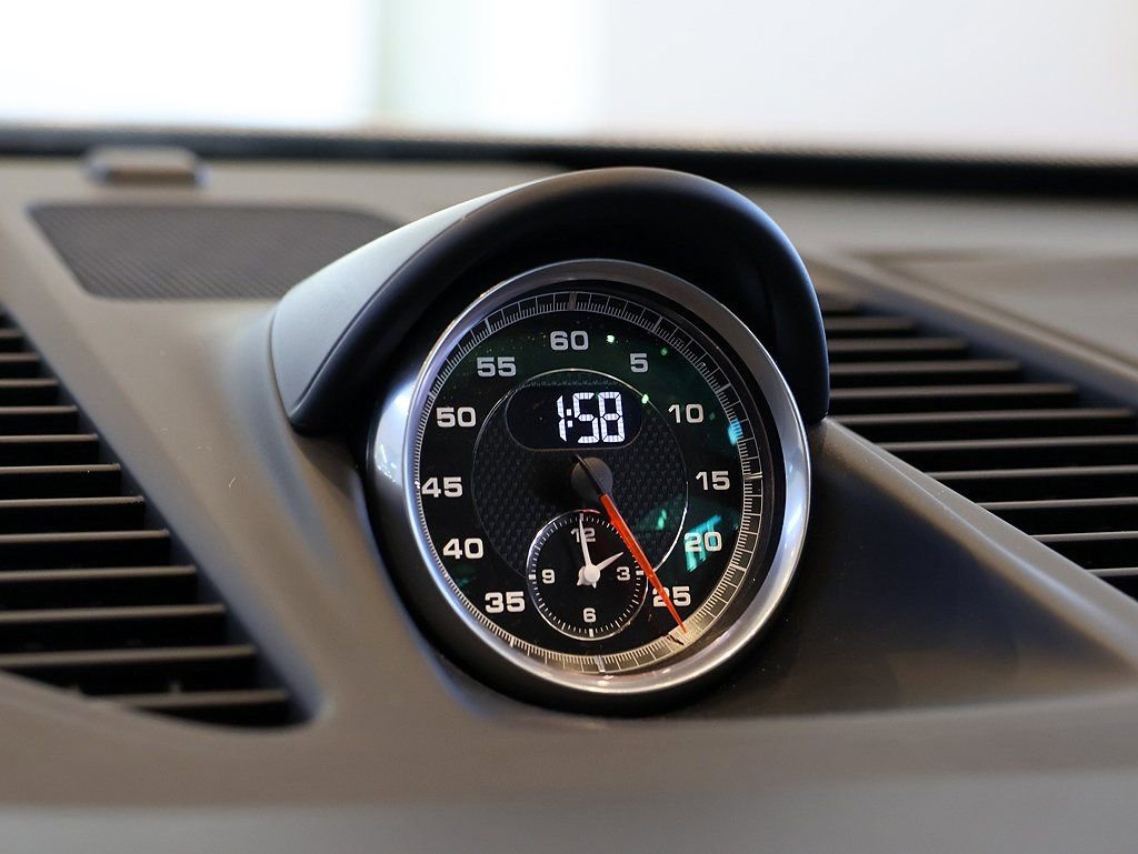 Used 2014 Porsche 911 Turbo S image 47