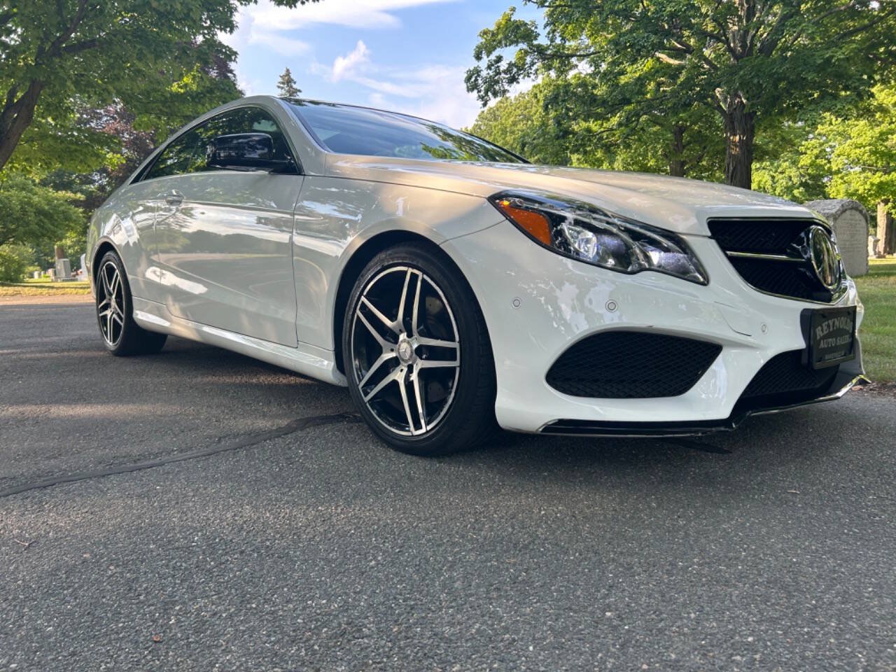 Used 2017 Mercedes-Benz E 400 4MATIC Coupe image 2