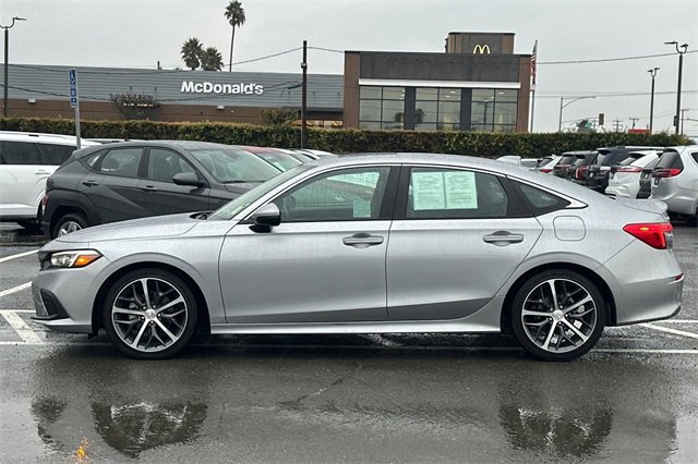 Used 2024 Honda Civic Touring image 10