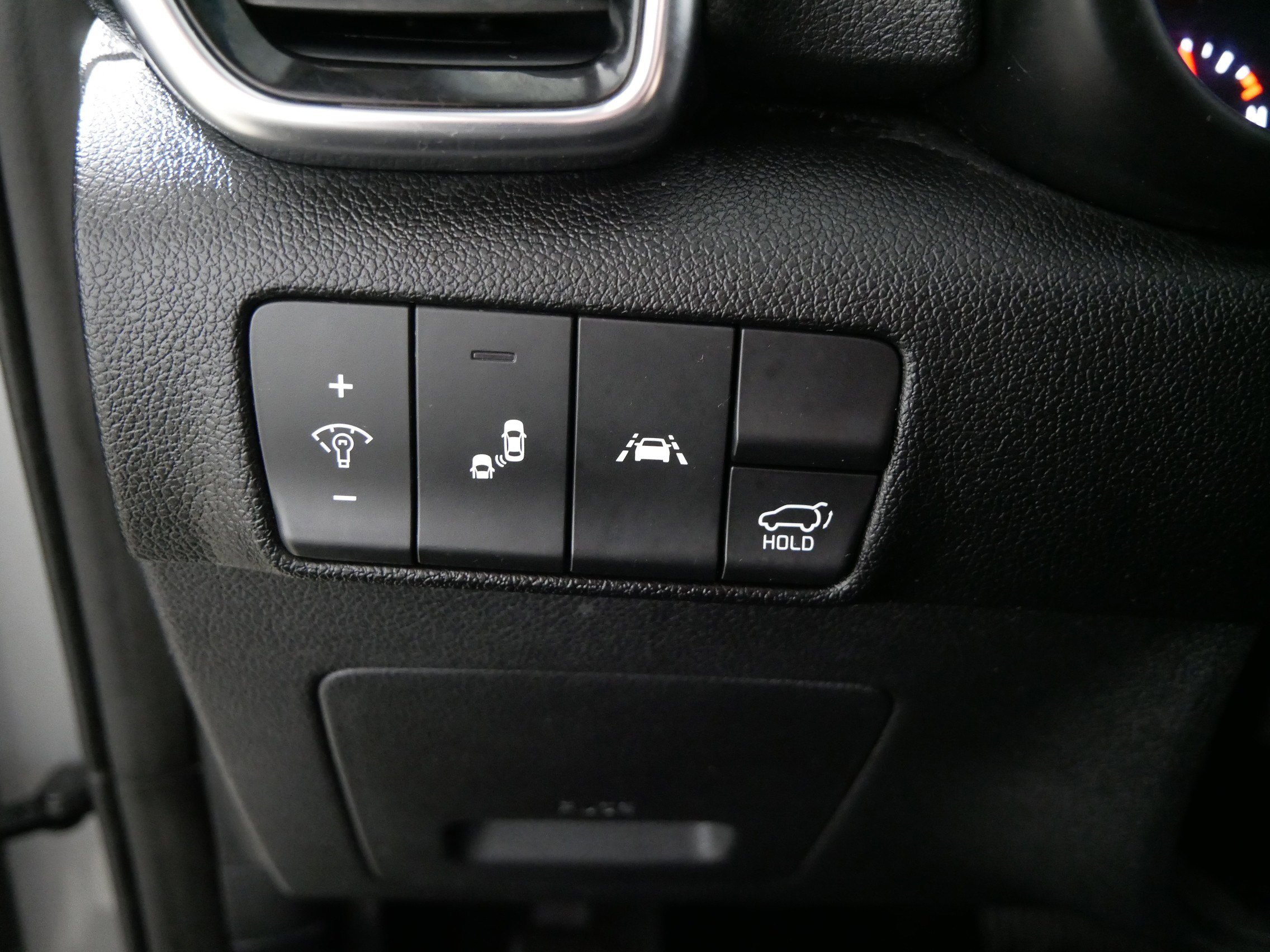 Used 2021 Kia Sportage EX image 26