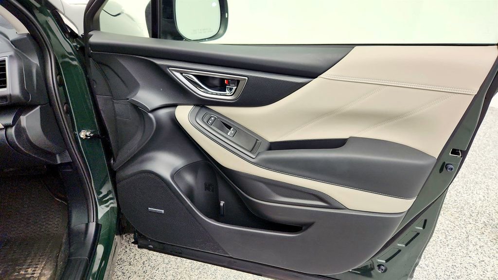 Used 2023 Subaru Forester Limited AWD/4WD image 23