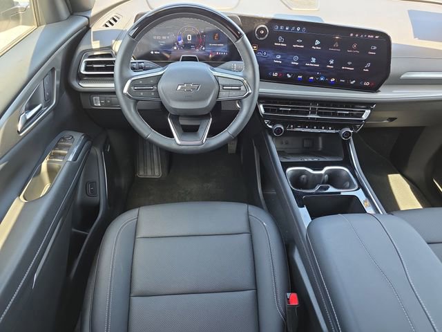 Used 2026 Chevrolet Traverse LT w/ Enhanced Driving Package FWD image 12
