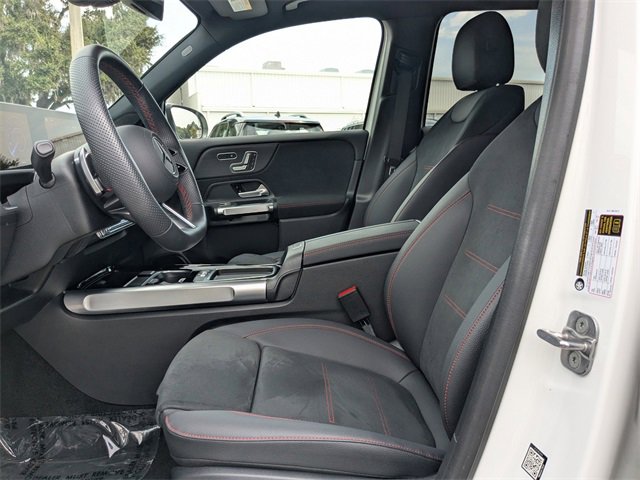 Used 2025 Mercedes-Benz EQB 250+ image 24