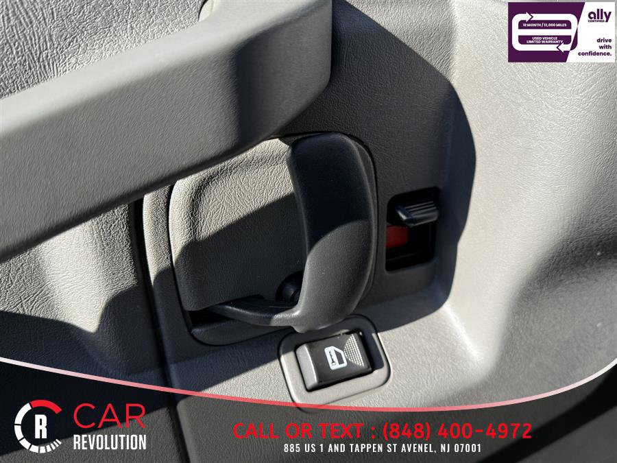 Used 2020 Chevrolet Express 3500 LS image 23