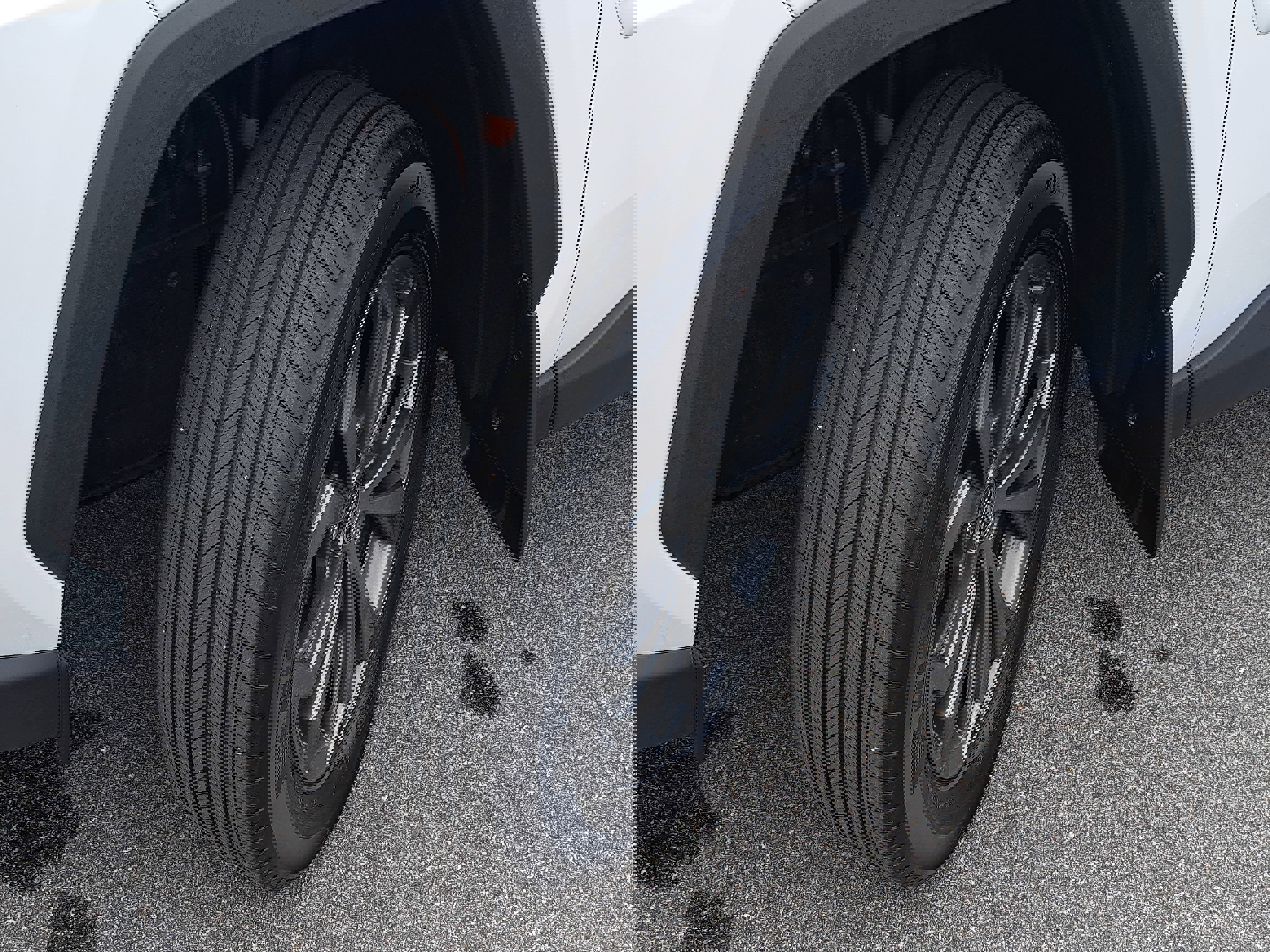 Used 2023 Toyota RAV4 Limited AWD/4WD image 31