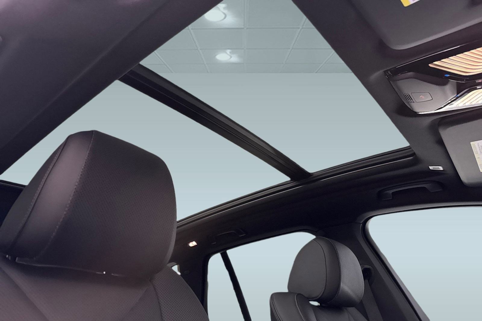 Used 2026 BMW X5 xDrive50e w/ Premium Package AWD/4WD image 15