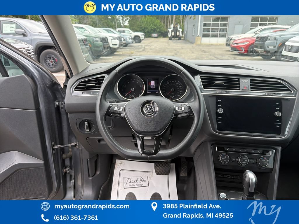 Used 2020 Volkswagen Tiguan SE AWD/4WD image 13