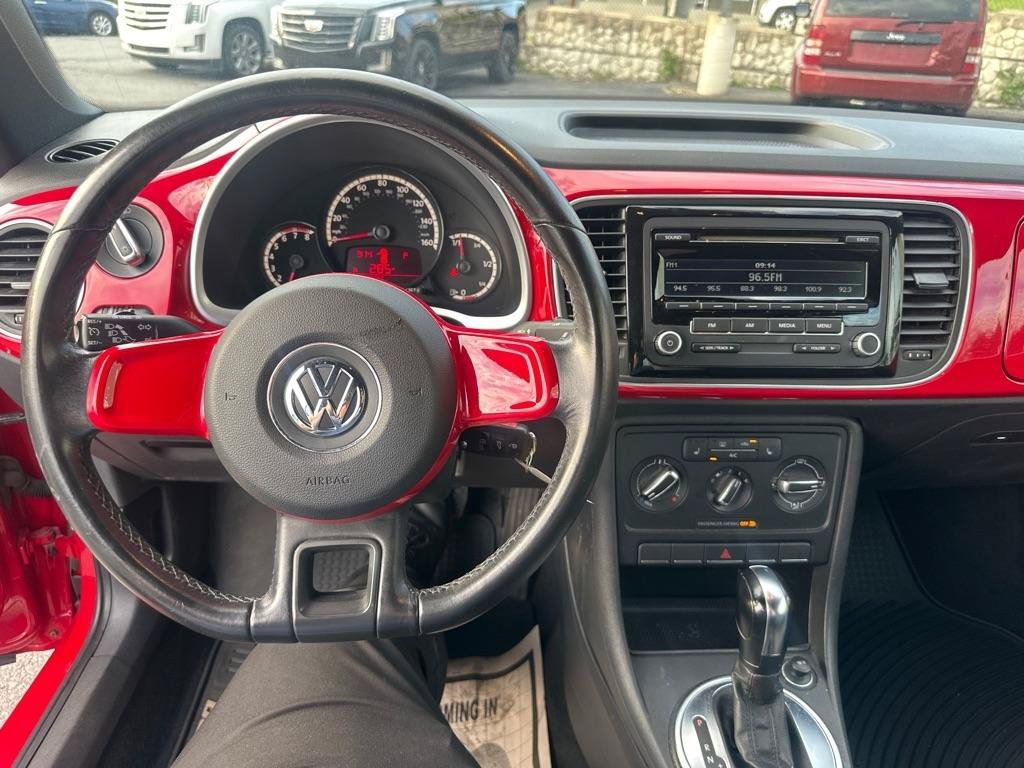 Used 2013 Volkswagen Beetle 2.5 FWD image 18